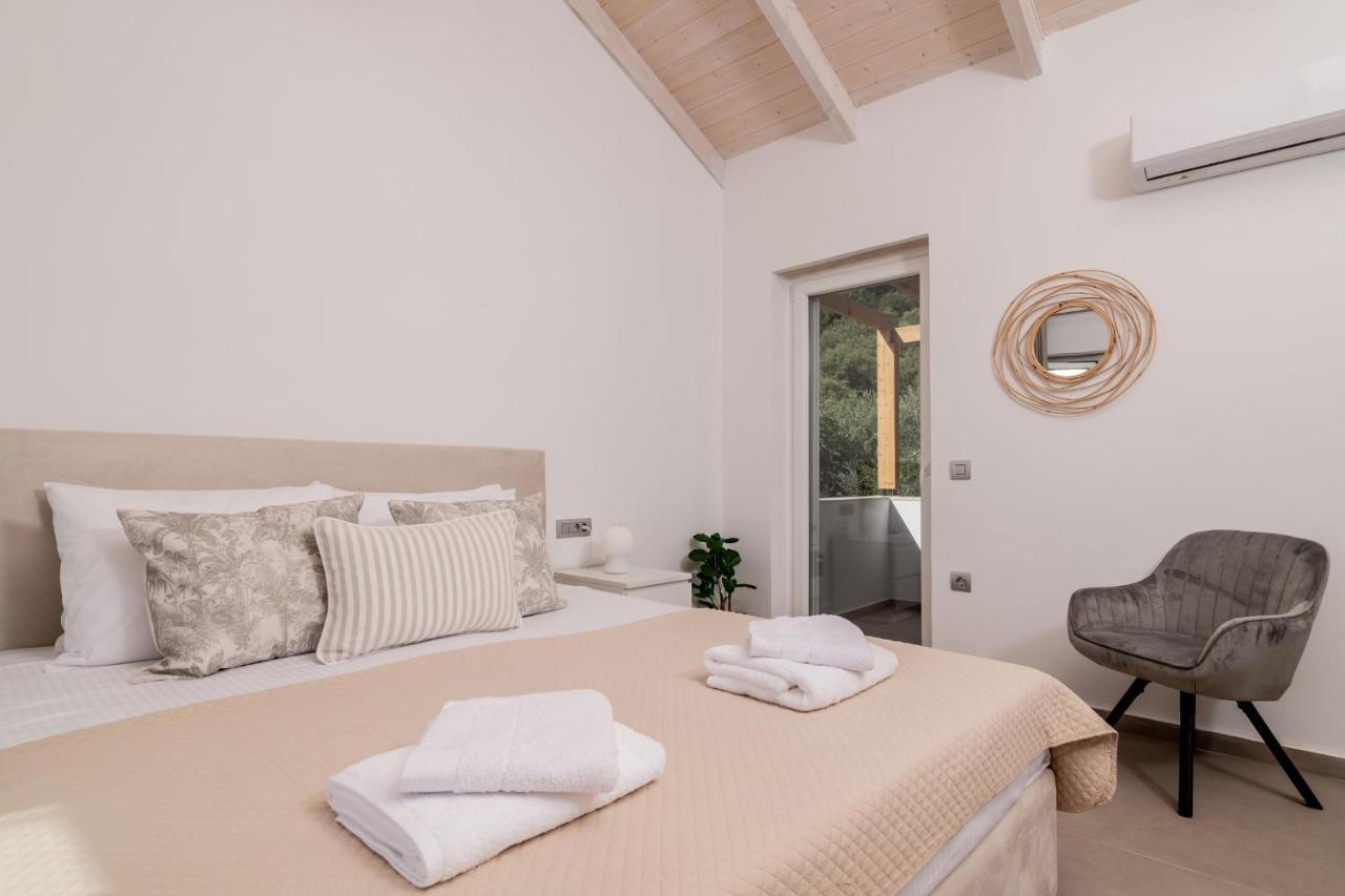 Villa Di Pietra Lithakia  Eksteriør billede